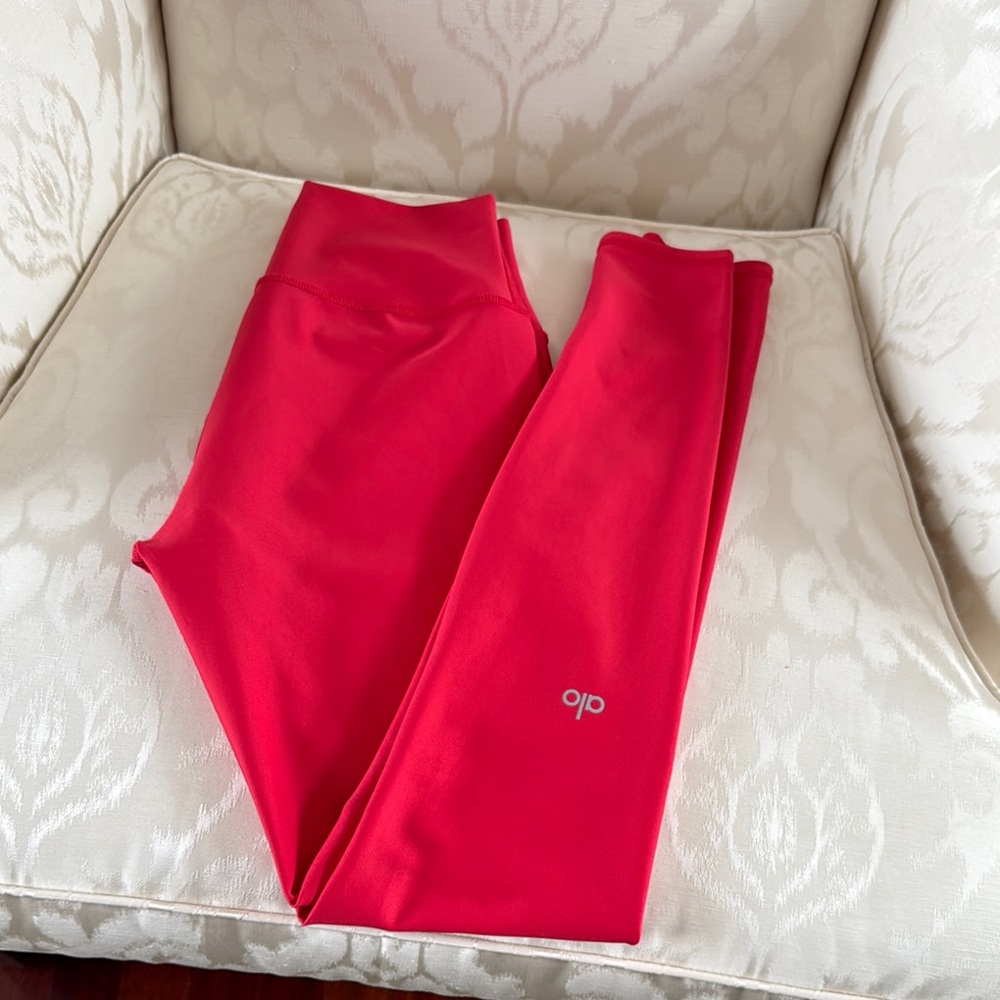 Alo Yoga Red Leggings